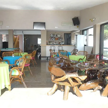 Karina 2* Benitses (Corfu)