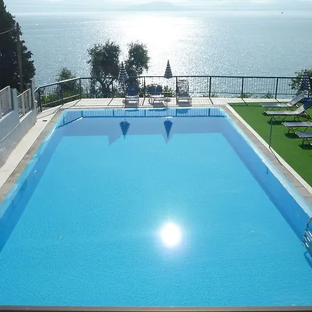 Karina Hotel