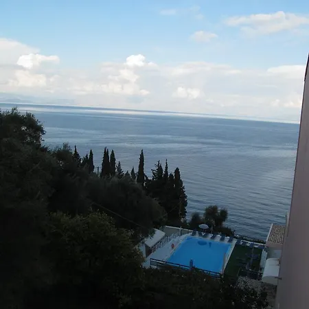 Karina Otel Benitses (Corfu)