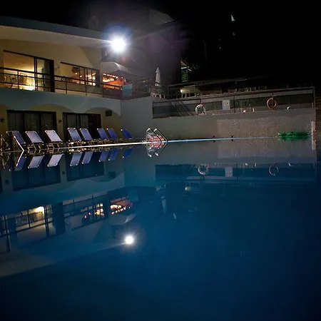 Karina Otel Benitses (Corfu)