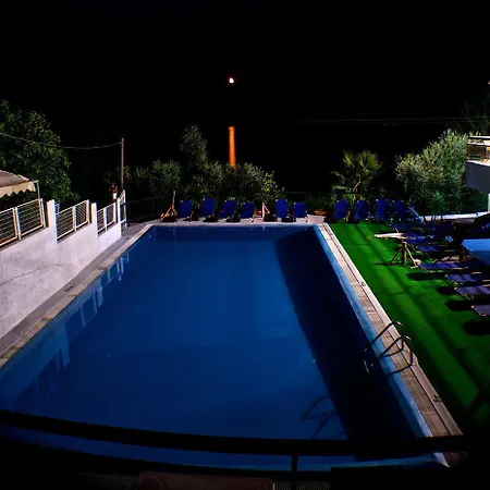 Otel Karina 2*