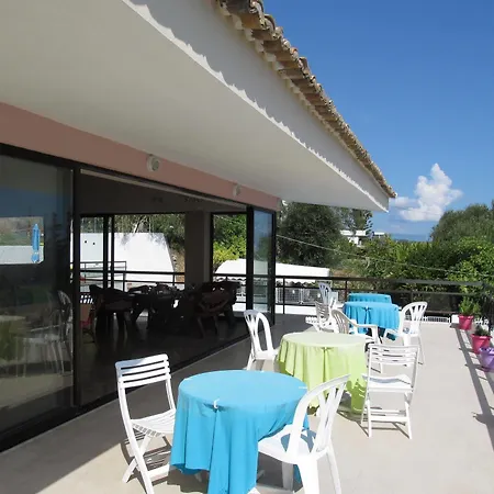 Otel Karina Benitses (Corfu)